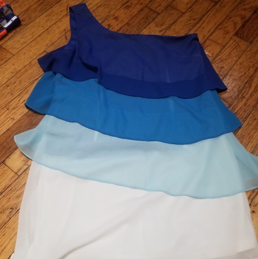 One shoulder dress